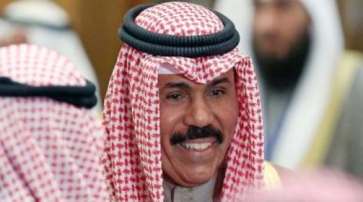 أمير الكويت يتبادل برقيات التهانى مع قادة الدول بمناسبة العام الجديد