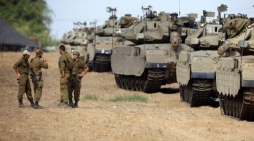 الجيش الإسرائيلى يستهدف موقعا فى قطاع غزة 