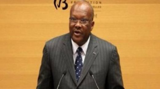 رئيس بوركينا فاسو يعين 13 مسؤولا عسكريا جديدا لتكثيف مكافحة الإرهاب