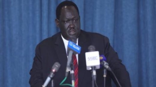 مستشار رئيس جنوب السودان يصل إلى الخرطوم للاطلاع على التطورات السياسية
