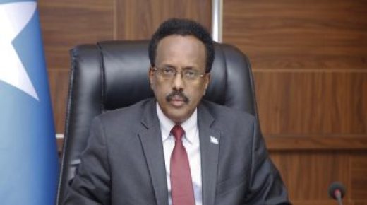 رئيس الصومال يرحب بمخرجات "الوطنى التشاورى" وإنهاء الانتخابات فى جو سلمى