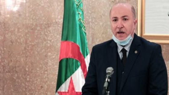 رئيس الحكومة الجزائرية يبحث مع رئيس مالى سبل مواجهة التحديات فى المنطقة