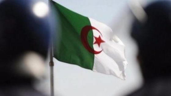 مجلس الأمة الجزائرى يقر القانون النقدي والمصرفي لتشجيع الاستثمار