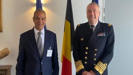سفير مصر ببروكسل يلتقى مع رئيس الأركان البلجيكى الأدميرال مايكل هوفمان