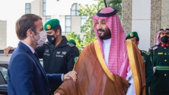 صحف سعودية: زيارة ولي العهد لباريس ترسي قواعد جديدة لعلاقات أكثر شمولا