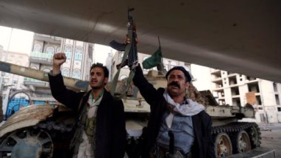 مسئول يمني: عناصر الحوثي تستخدم التدليس والكذب لتحقيق انتصارات إعلامية
