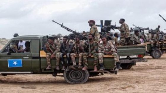 قائد القوات البرية الصومالى يشدد على مكافحة الإرهاب