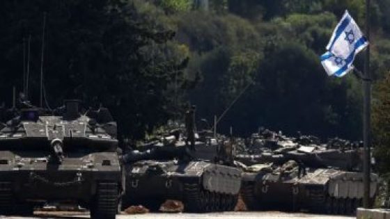 الجيش الإسرائيلى يعلن استهداف مواقع عسكرية لـ”حزب الله” فى جنوب لبنان